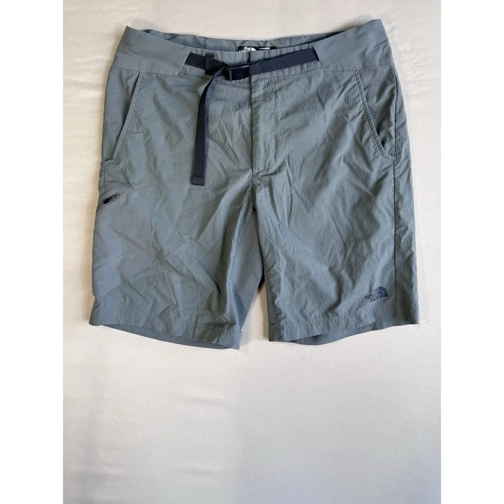 The North Face Men's Shorts Size 32 Grey